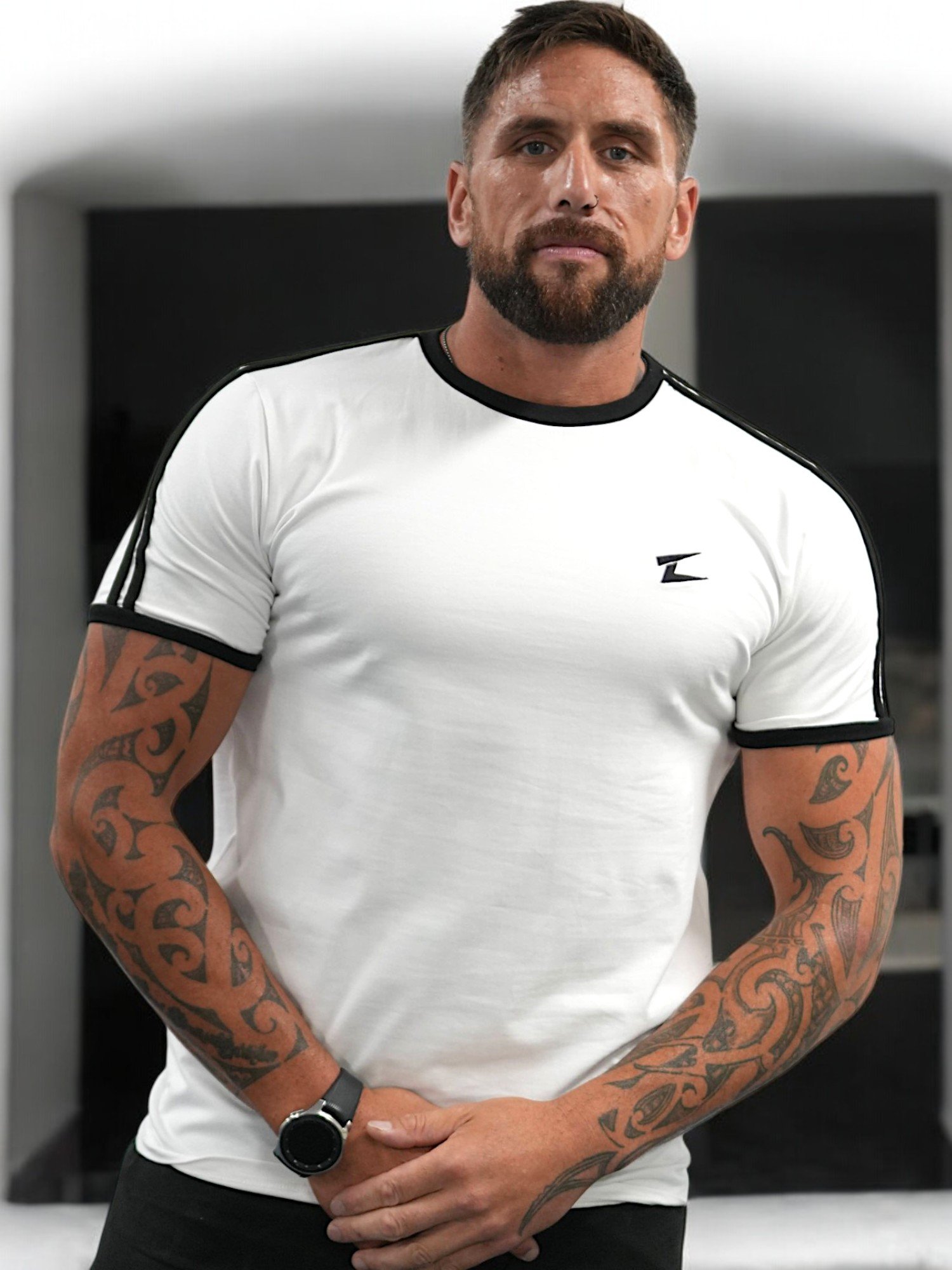 Men's shirt with classic cut